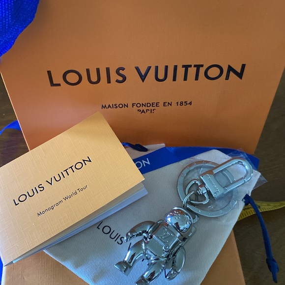 Louis Vuitton Full Inclusion Spaceman Bag Charm - Picture 5 of 7